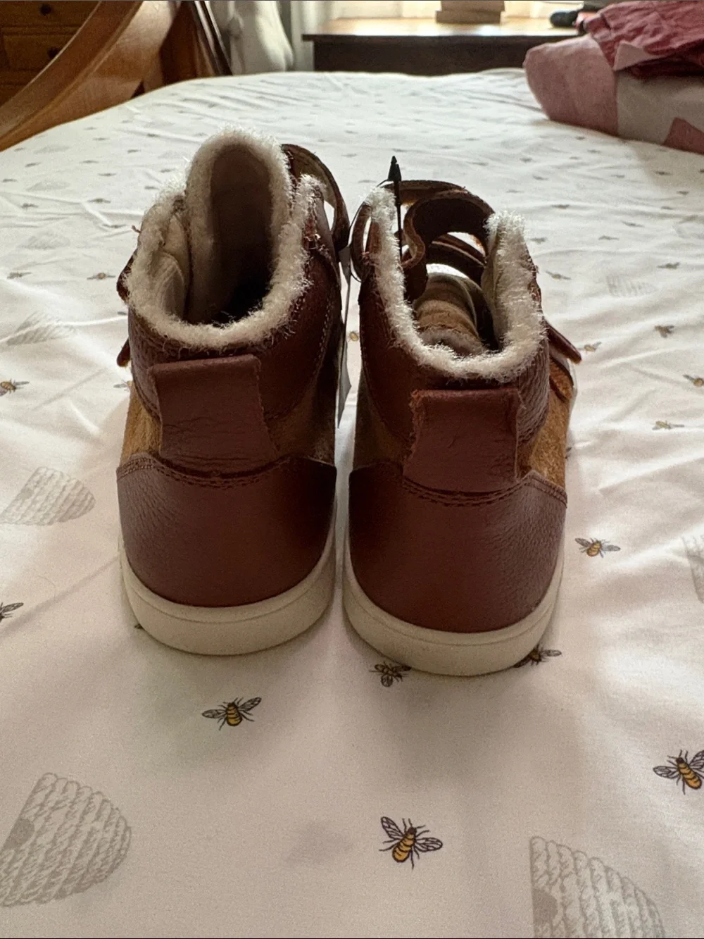 UGG boys Rennon ii high top sneakers toddler size 12